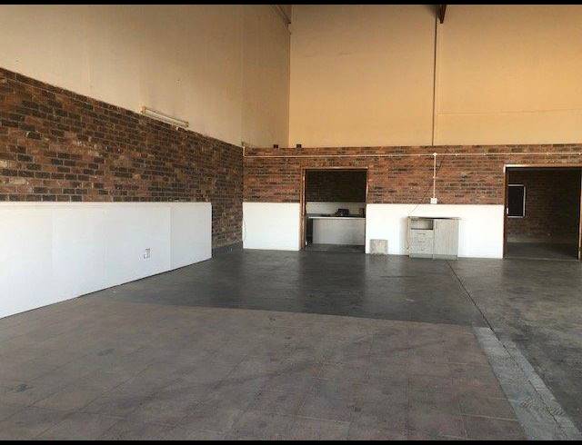 INDUSTRIAL PROPERTY TO RENT IN MAGNA VIA INDUSTRIAL